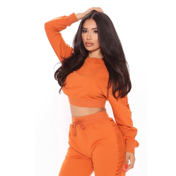 Orange Lounge Set - Picture 3 of 5